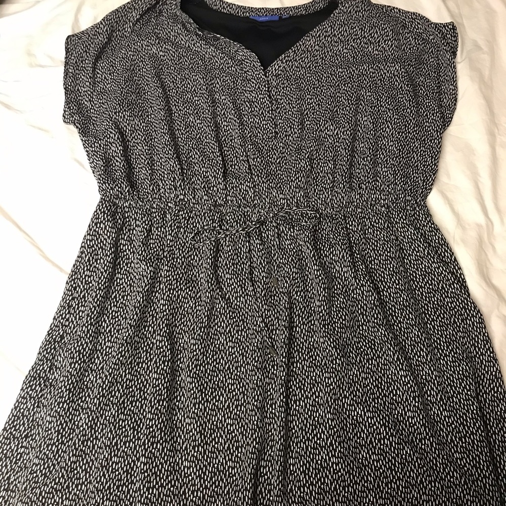 Black and white print dress